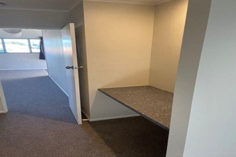 Photo of property in 1a Saint Vincent Way, Waikanae, 5036