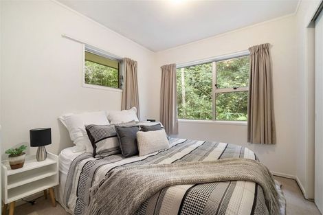 Photo of property in 94 Ayton Drive, Totara Vale, Auckland, 0629