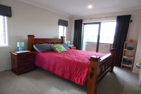 Photo of property in 47 Station Street, Hobsonville, Auckland, 0616