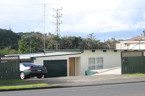 Photo of property in 226 Triangle Road, Massey, Auckland, 0614