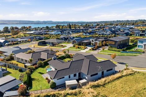 Photo of property in 6 Tuhua Close, Wharewaka, Taupo, 3330