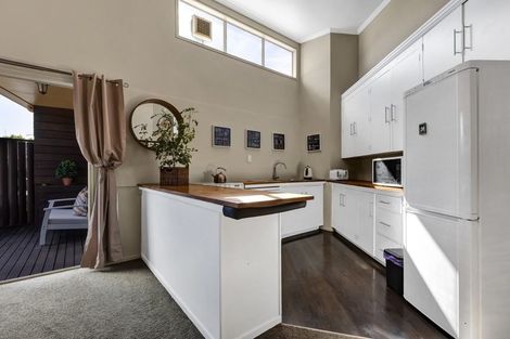 Photo of property in 59c Pembroke Street, Westown, New Plymouth, 4310