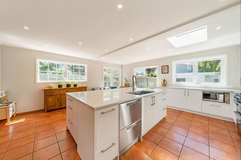 Photo of property in 8 Saint Andrews Grove, Boulcott, Lower Hutt, 5010
