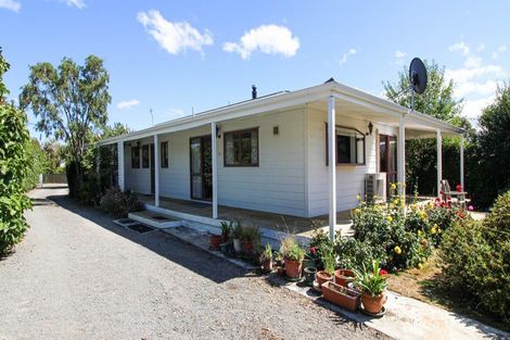 Photo of property in 30 Charles Street, Carterton, 5713