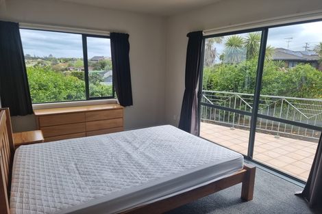 Photo of property in 10/2-22a Balmain Road, Chatswood, Auckland, 0626