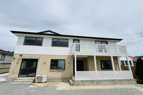 Photo of property in 15 Aronia Way, Goodwood Heights, Auckland, 2105