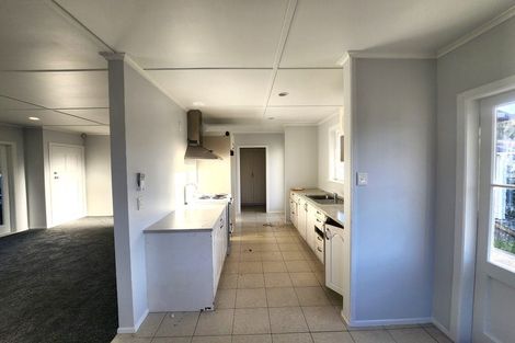 Photo of property in 216 Russell Road, Manurewa, Auckland, 2102