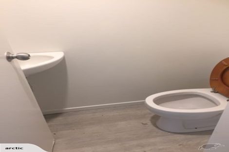 Photo of property in 5/30 John Jennings Drive, Oteha, Auckland, 0632