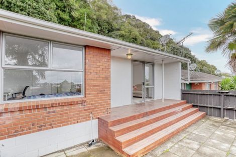 Photo of property in 5/2b Queensway, Three Kings, Auckland, 1024