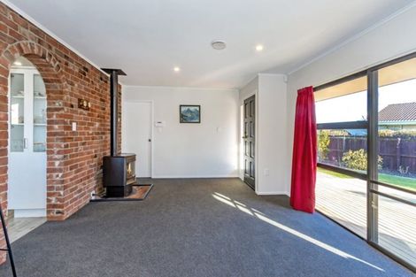 Photo of property in 8 Guise Lane, Hillmorton, Christchurch, 8025