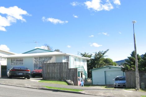 Photo of property in 8 Gentian Street, Timberlea, Upper Hutt, 5018
