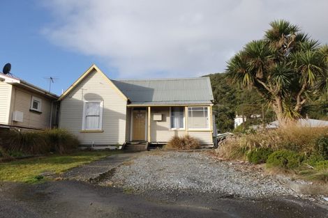 Photo of property in 9 Alexander Terrace, Greymouth, 7805