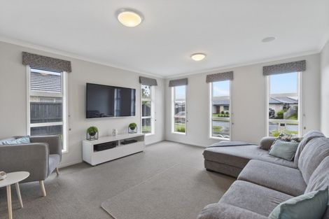 Photo of property in 9 Trauzer Place, Flagstaff, Hamilton, 3210