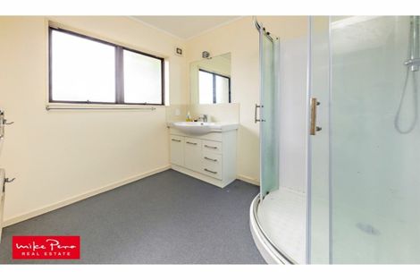 Photo of property in 20 Dungarvon Place, Clendon Park, Auckland, 2103