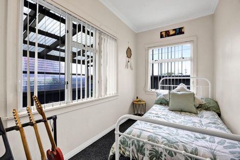 Photo of property in 24 Sanders Avenue, Westown, New Plymouth, 4310