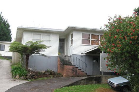 Photo of property in 19 Crystal Avenue, Glendene, Auckland, 0602