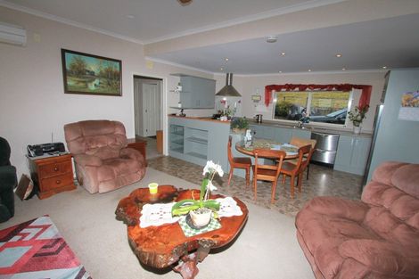 Photo of property in 113 Stockman Road, Tikorangi, Waitara, 4383