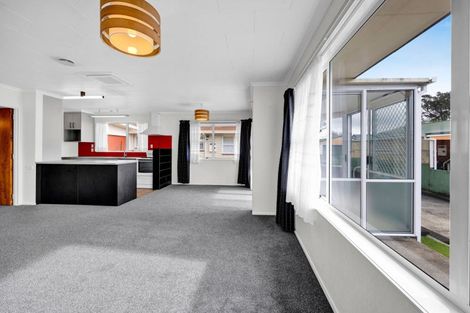 Photo of property in 52a Cutfield Street, Inglewood, 4330