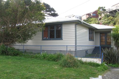 Photo of property in 52 Ironside Road, Johnsonville, Wellington, 6037