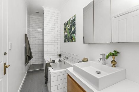 Photo of property in 55 Mckinley Crescent, Brooklyn, Wellington, 6021