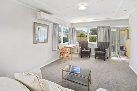 Photo of property in 2/7 Lichfield Street, Stoke, Nelson, 7011