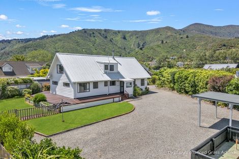 Photo of property in 6d Beach Road, Waikawa, Picton, 7220