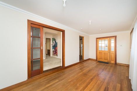 Photo of property in 4 Russell Street, Palmerston North, 4414