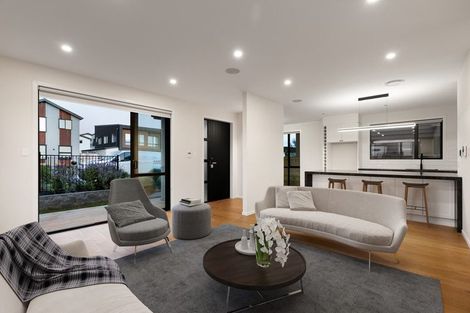 Photo of property in 1 Picnic Point Road, Hobsonville, Auckland, 0616