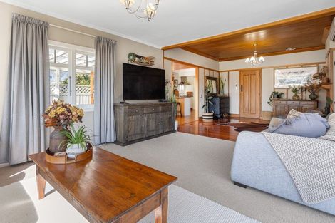 Photo of property in 2 Church Street, Amberley, 7410