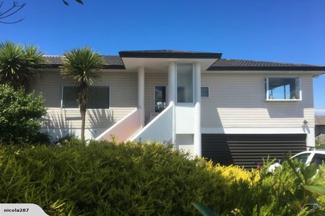 Photo of property in 9 Montcalm Close, Orewa, 0931
