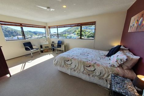 Photo of property in 5 Seaview Crescent, Picton, 7220