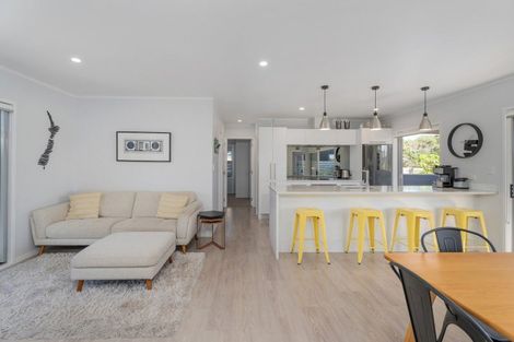 Photo of property in 127 The Fairway, Matarangi, Whitianga, 3592