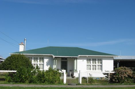 Photo of property in 3 Bennett Street, Gonville, Whanganui, 4501
