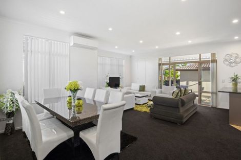 Photo of property in 137 Baverstock Road, Flat Bush, Auckland, 2016