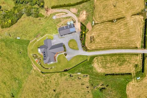 Photo of property in 32 Bird Road, Bird Road, Stratford, 4393