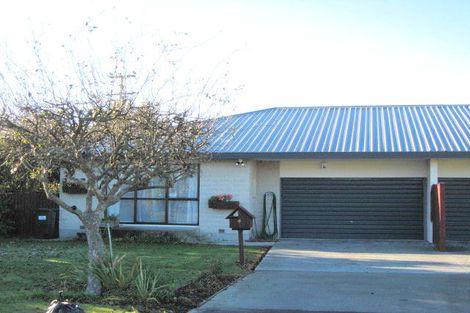 Photo of property in 4 Ohau Drive, Islington, Christchurch, 8042