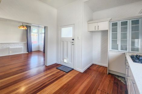 Photo of property in 98 Kennedy Road, Napier South, Napier, 4110