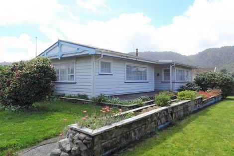 Photo of property in 21 Ward Street, Cobden, Greymouth, 7802
