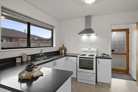 Photo of property in 7 Edwins Way, Burwood, Christchurch, 8083