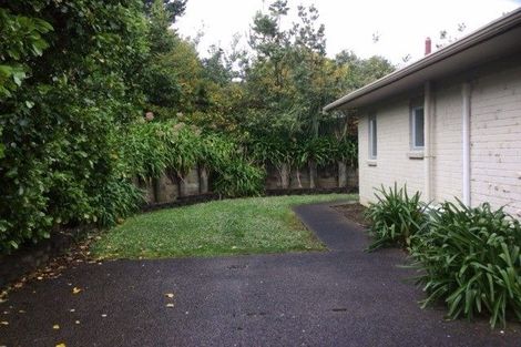Photo of property in 60 Ohiwa Road, Ardmore, Papakura, 2582