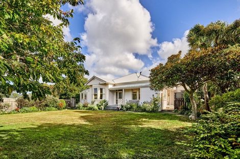 Photo of property in 6 Ngaio Gorge Road, Ngaio, Wellington, 6035