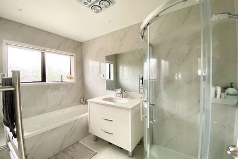 Photo of property in 2/43 Elliot Street, Howick, Auckland, 2014