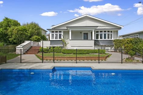 Photo of property in 721 Bank Street, Te Awamutu, 3800