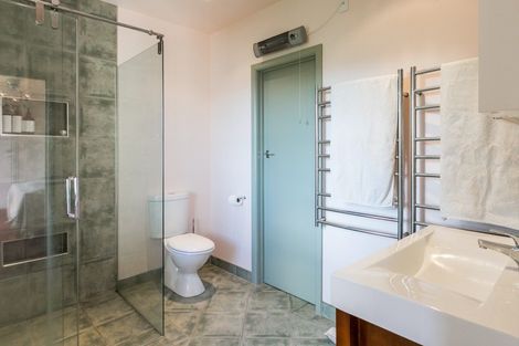 Photo of property in 17a Lincoln Road, Bluff Hill, Napier, 4110