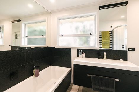 Photo of property in 390 Botanical Road, West End, Palmerston North, 4412