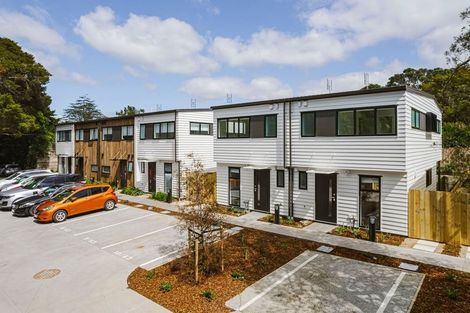 Photo of property in 9/63 Hillcrest Avenue, Hillcrest, Auckland, 0627