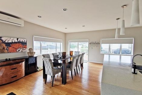 Photo of property in 12 Mural Place, Greenhithe, Auckland, 0632