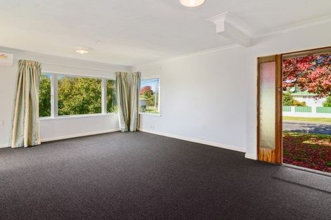 Photo of property in 2 Park Road, Western Heights, Rotorua, 3015