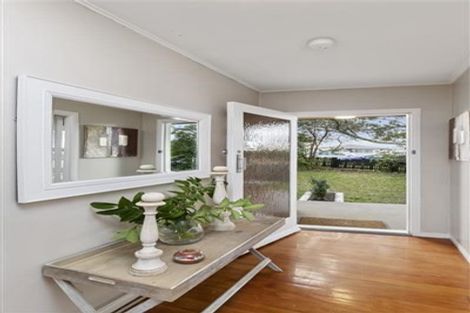 Photo of property in 82 Glengarry Road, Glen Eden, Auckland, 0602