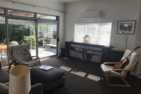 Photo of property in 52 Buckley Avenue, Hobsonville, Auckland, 0616